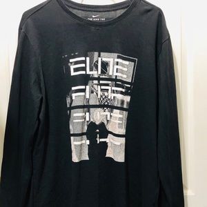 Men’s Long sleeve Nike shirt